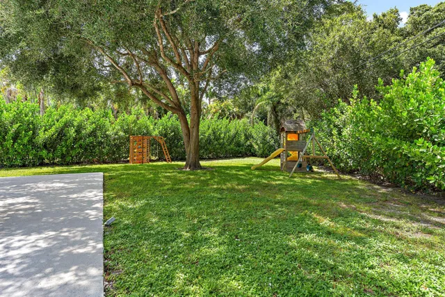 Residence photo 24