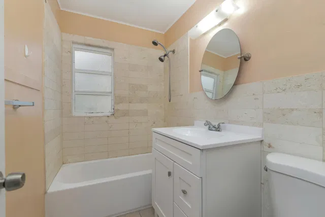  Residence photo 6