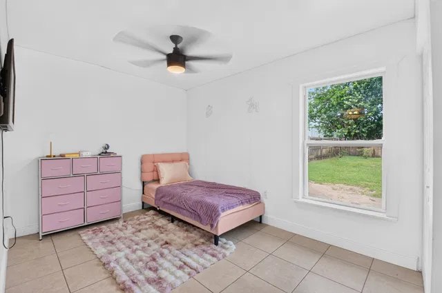  Residence photo 22