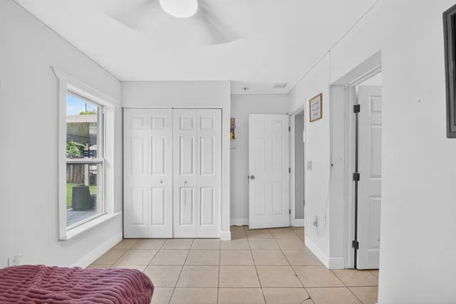  Residence photo 23