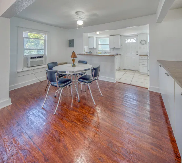  Residence photo 12