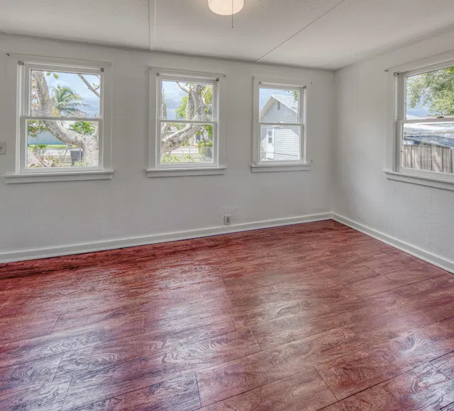  Residence photo 27