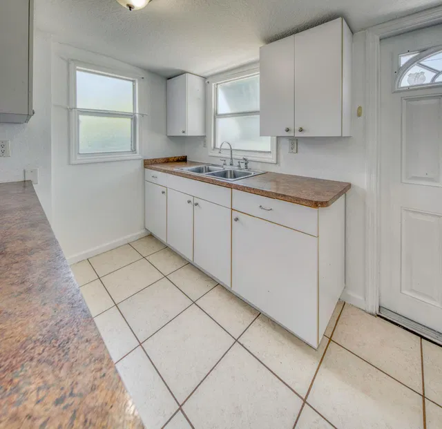  Residence photo 35
