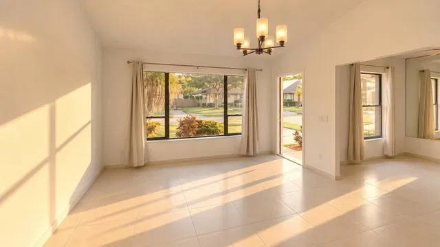Residence photo 4