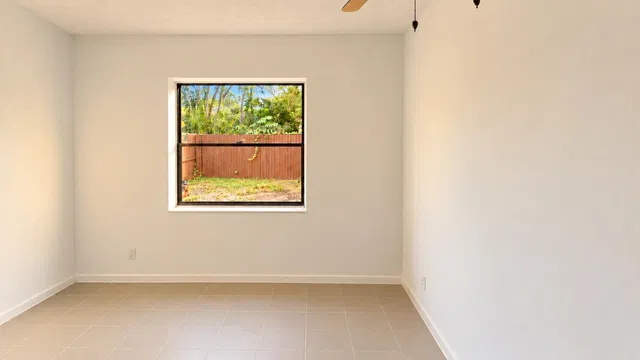 Residence photo 9