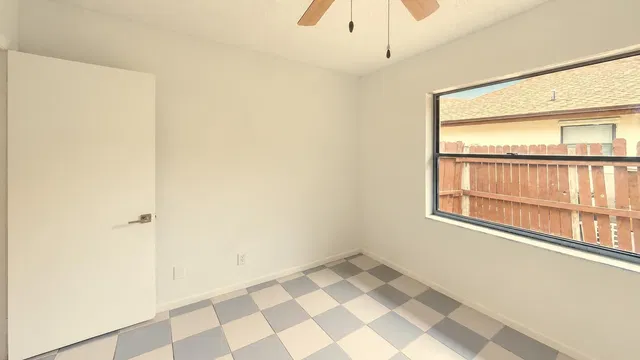 Residence photo 10