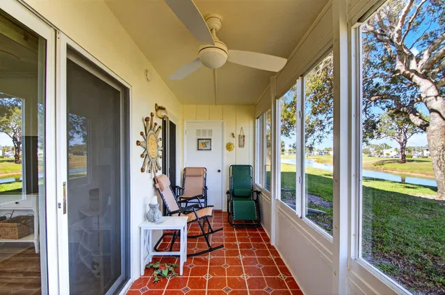 Residence photo 38