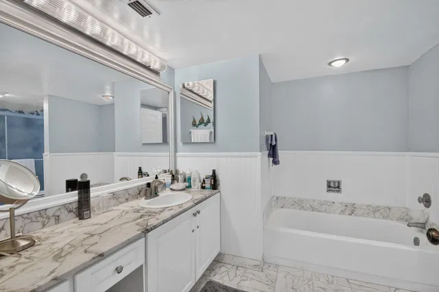 Singer Island Unit 1808 photo 15