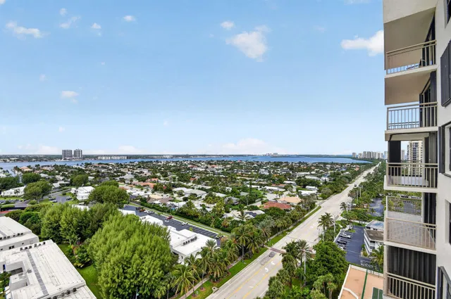 Singer Island Unit 1808 photo 23