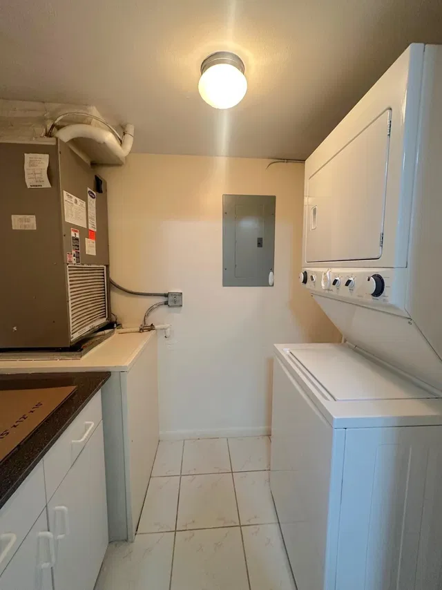 Unit A-2 photo 12