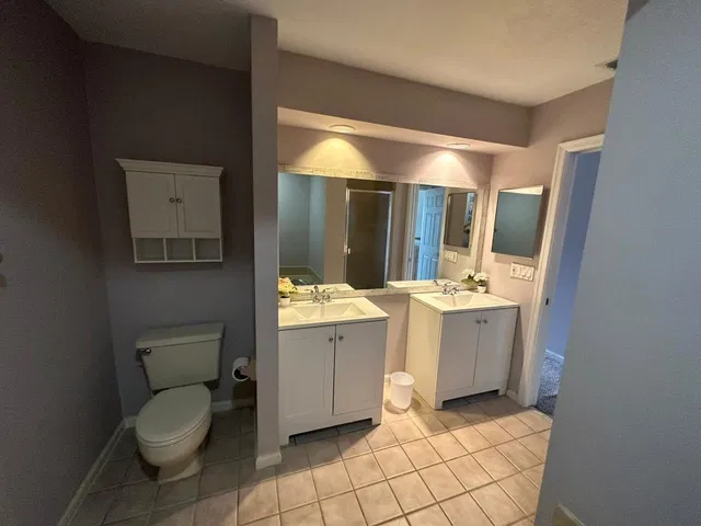 Unit 4 photo 19