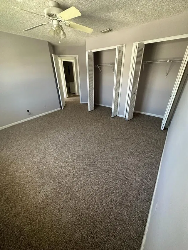 Unit 4 photo 24