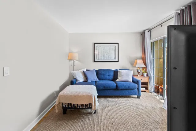  Unit 105 photo 15
