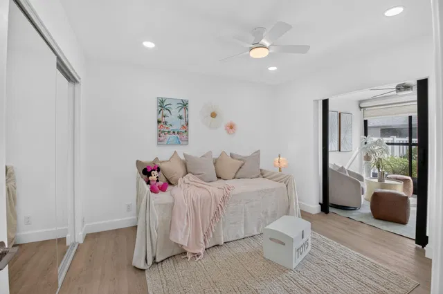 Residence photo 20