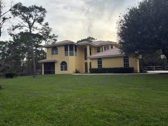 Homeland Residence photo 8