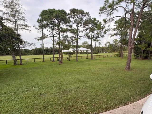 Homeland Residence photo 9