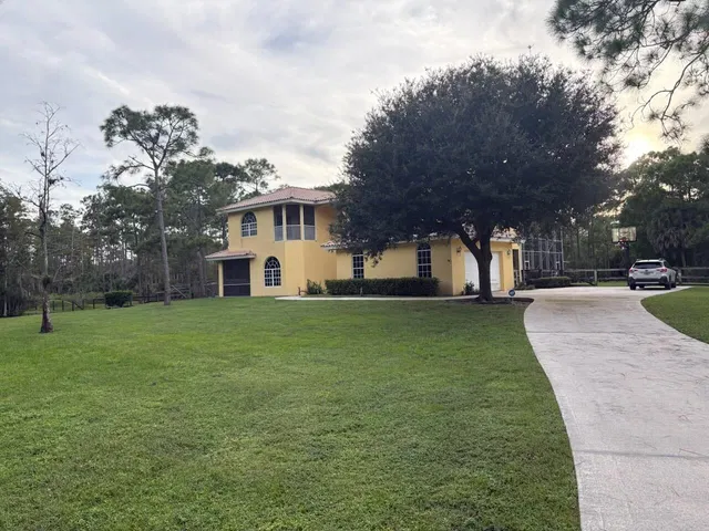 Homeland Residence photo 14