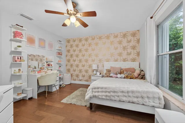  Residence photo 35