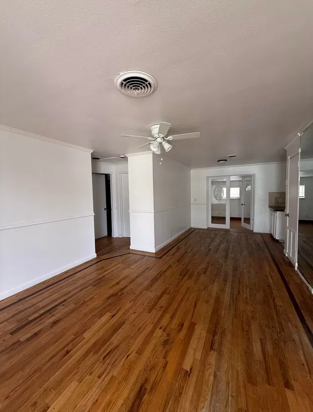  Residence photo 4