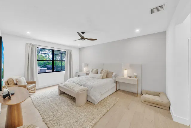 Residence photo 8