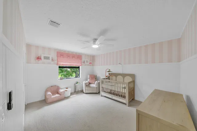 Residence photo 20