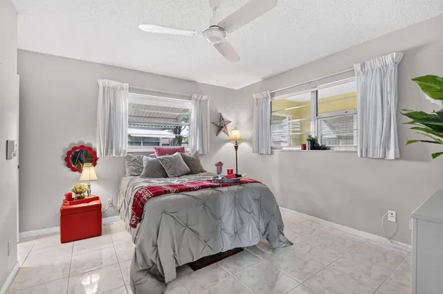 Residence photo 29