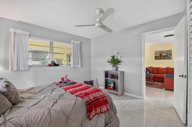 Residence photo 31