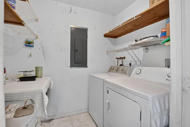 Residence photo 35