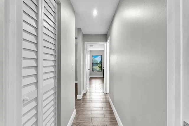 Residence photo 20