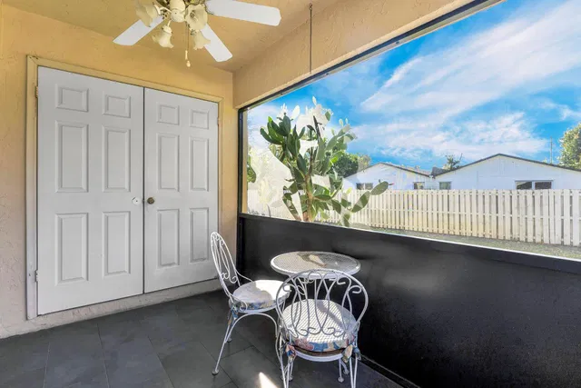 Residence photo 29
