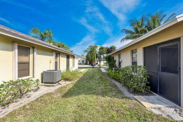 Residence photo 35