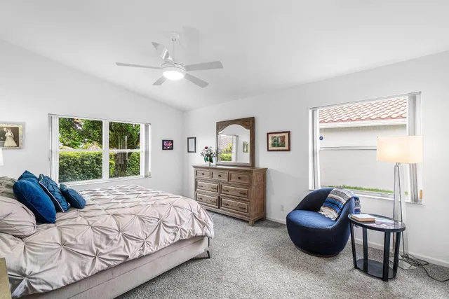 Residence photo 17