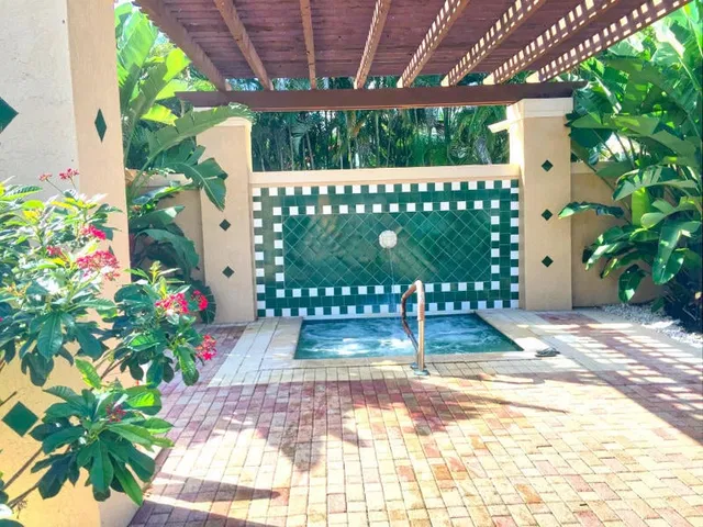 Residence photo 50