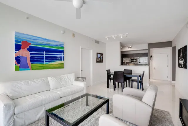 Cityplace South Tower Unit 1017 photo 5