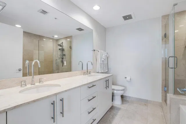 Cityplace South Tower Unit 1017 photo 9