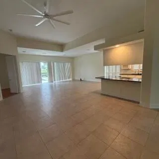 Residence photo 4