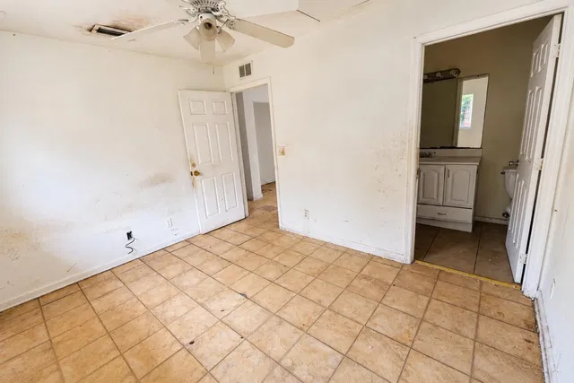 Residence photo 13