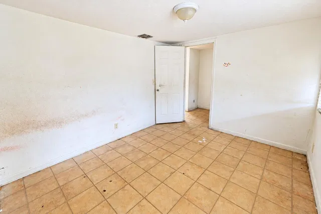 Residence photo 18