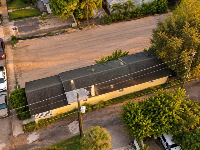 Residence photo 24
