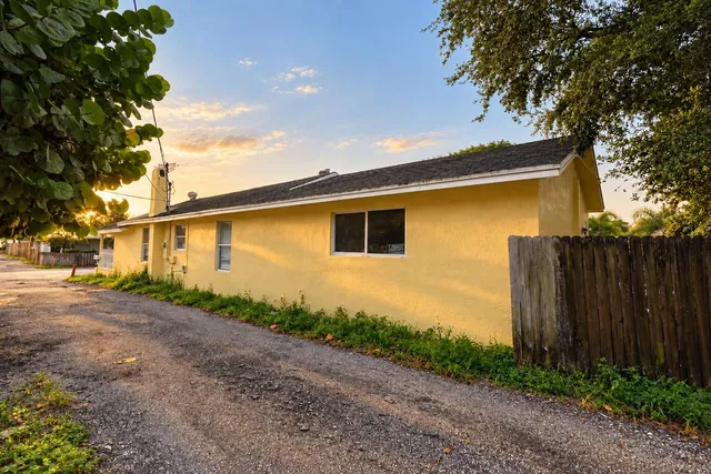 Residence photo 25