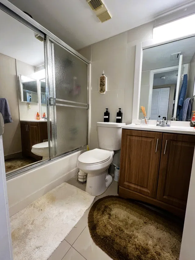 Unit 203 photo 11