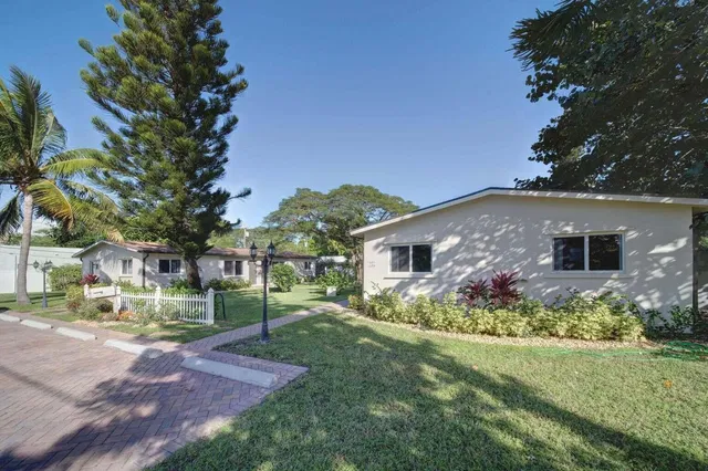 Residence photo 3