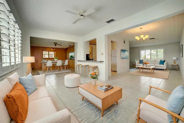Residence photo 5
