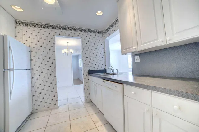 Residence photo 10