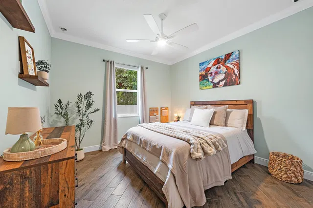 Residence photo 25
