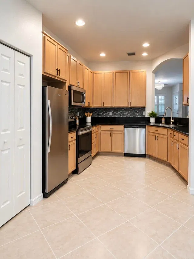Unit Apt 107 photo 4