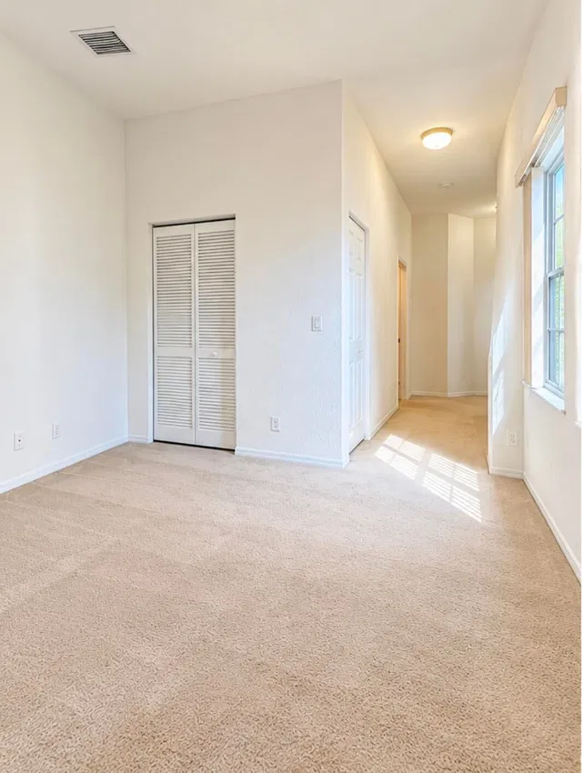 Unit Apt 107 photo 20