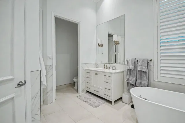 Residence photo 24