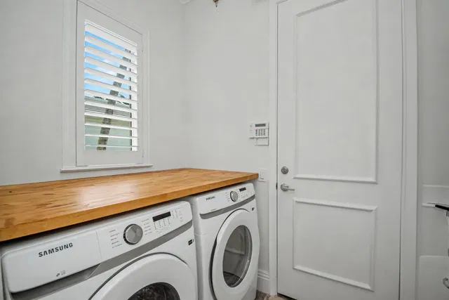 Residence photo 32