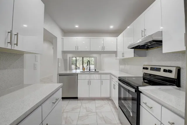 Residence photo 9